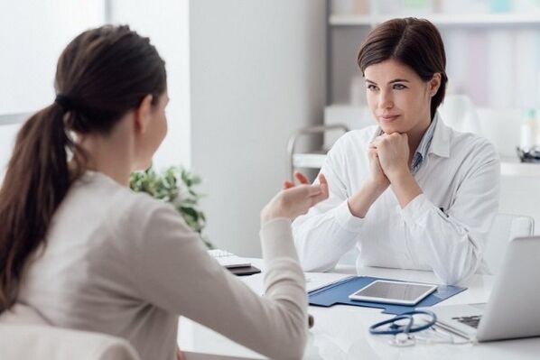 Contacting a doctor with diabetes
