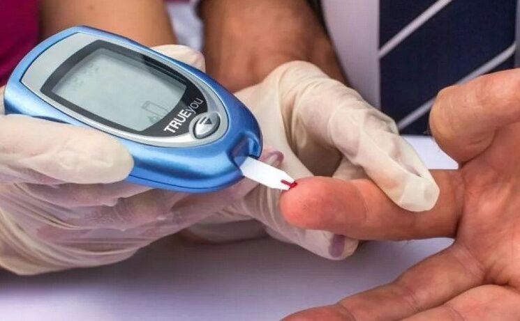 A person with risk factors for diabetes needs to have their blood tested for glucose levels.
